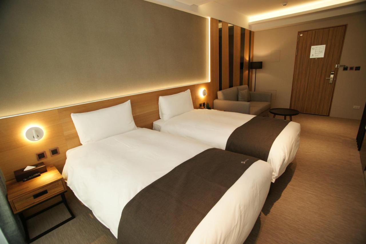 He-Jia Hotel Miaoli Ngoại thất bức ảnh