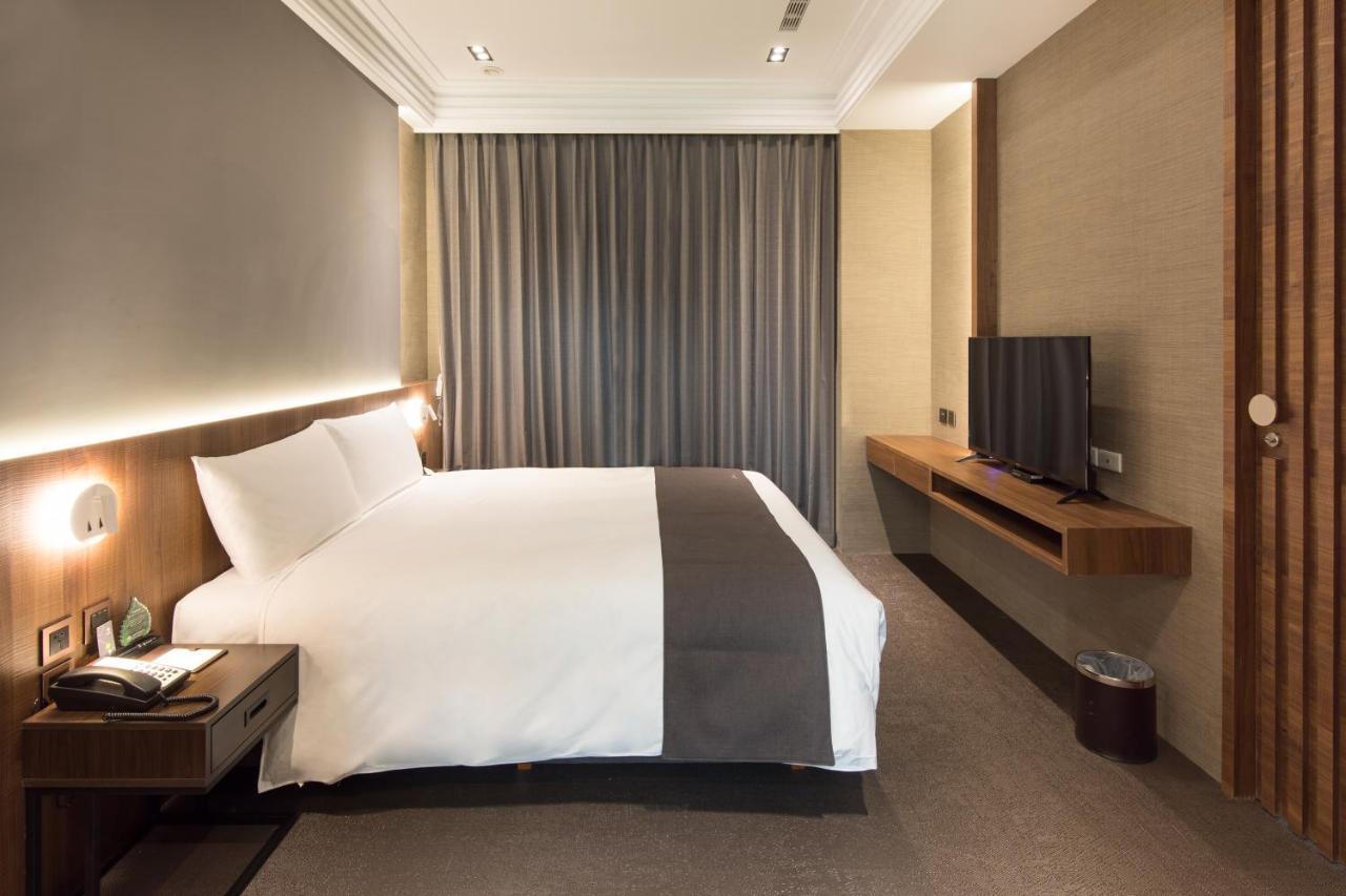 He-Jia Hotel Miaoli Ngoại thất bức ảnh
