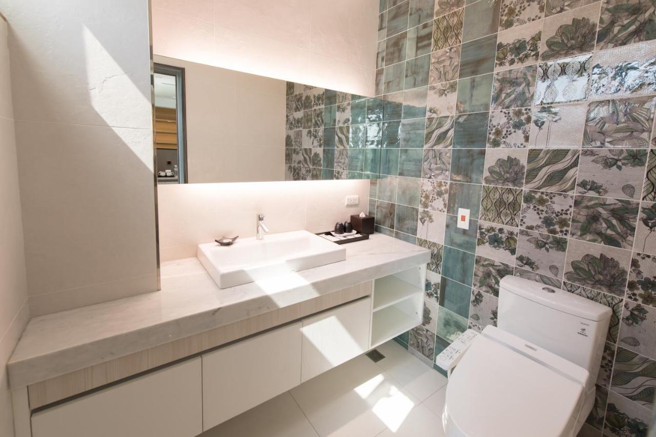 He-Jia Hotel Miaoli Ngoại thất bức ảnh